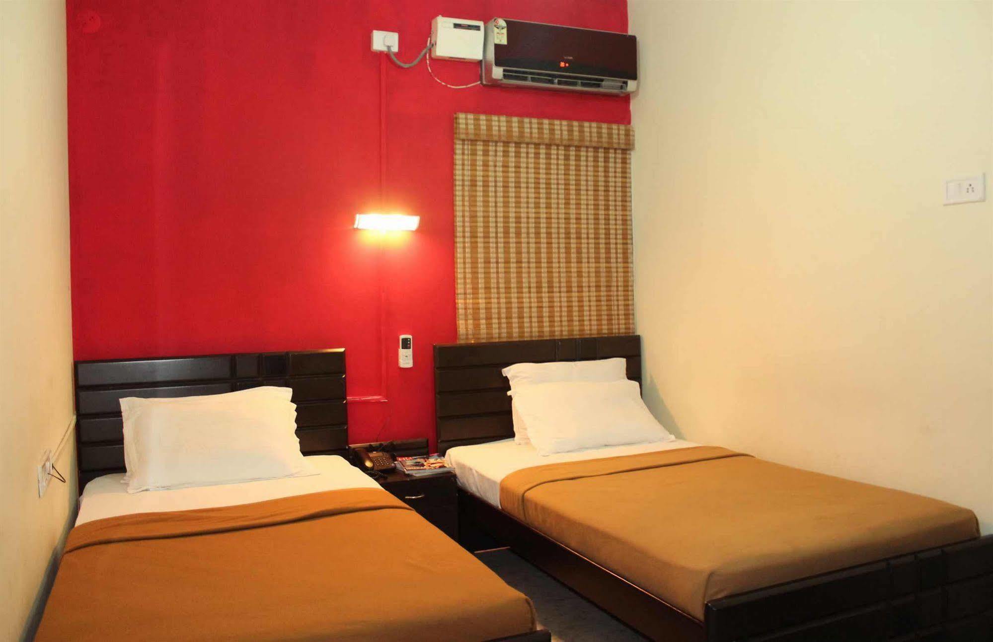 The New Casablanca Boutique Hotel Bangalore Ngoại thất bức ảnh